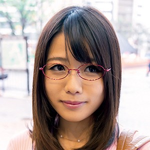 ewdx320 さやか|ハイビジョン めがね パンスト・タイツ 巨乳 中出し 人妻・主婦